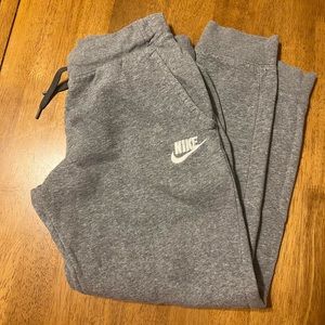 Kids Nike standard fit joggers